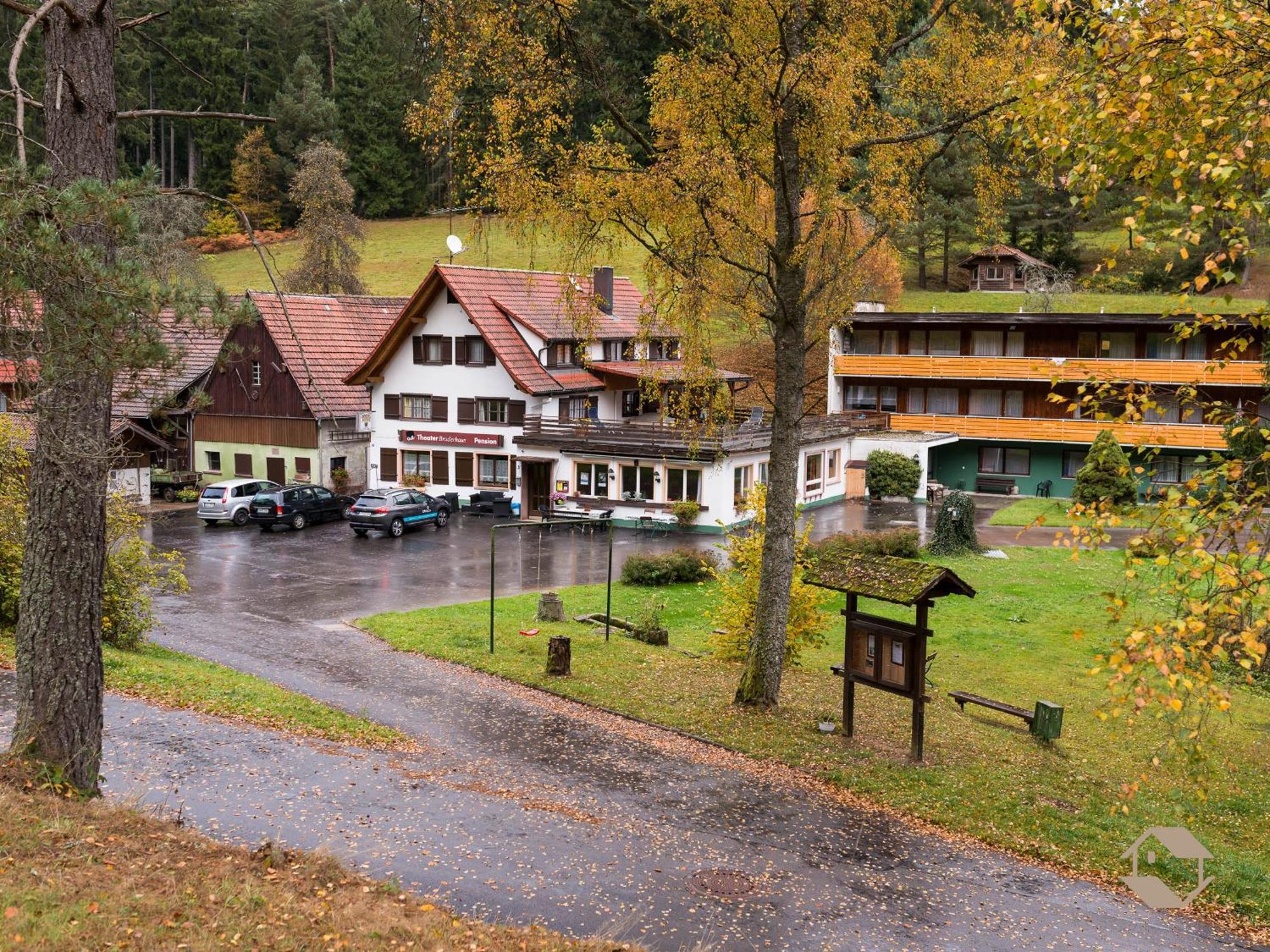 Enri Theater & Pension Bruderhaus Altensteig Bagian luar foto